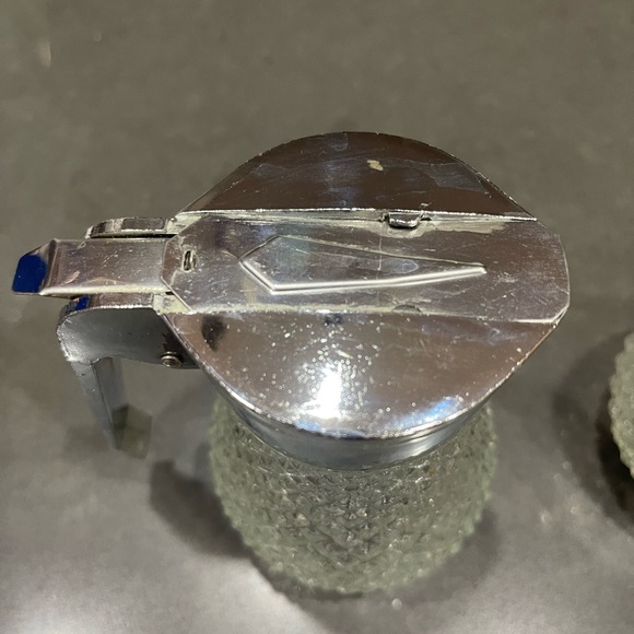 VINTAGE INDIANA GLASS CLEAR DIAMOND POINT 4 pc SET! Syrup, Sugar Salt & Pepper - Picture 10 of 14